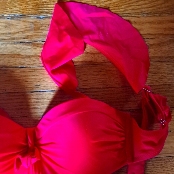 Bikini - Picture 5 of 5